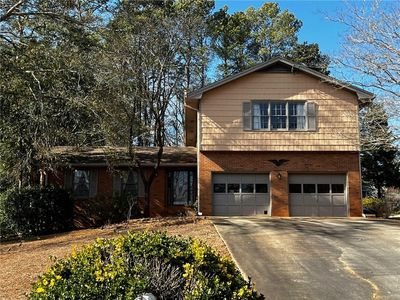 953 Tall Pine Ct, Stone Mountain, GA, 30087