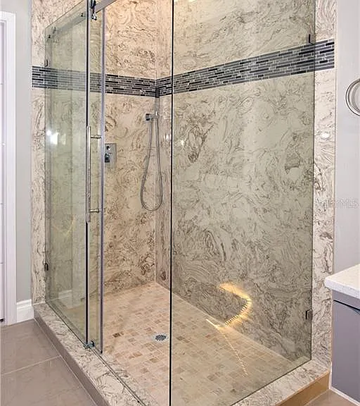 1927 Greenbriar Ter — Photo 13