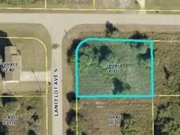 305 Lancelot Ave, Lehigh Acres, FL 33974