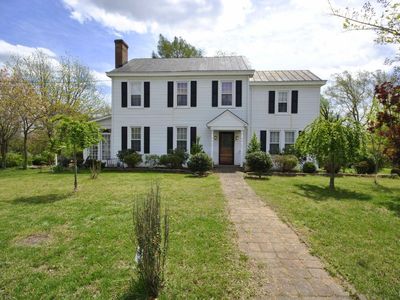 400 N Main St, Amherst, VA, 24521