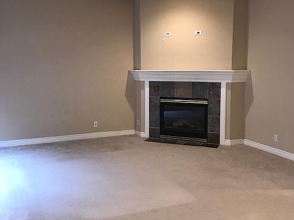 5th image of 12719 SE 302nd St
