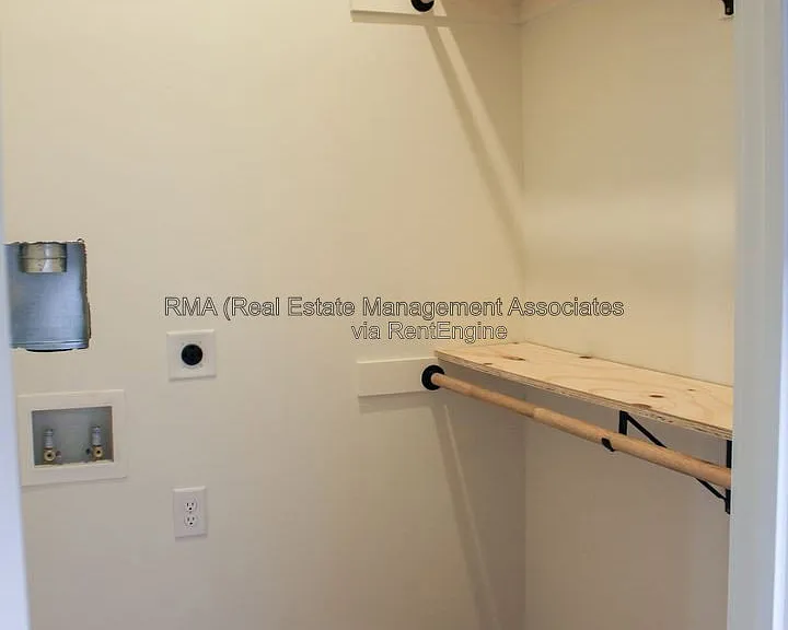 4 Zebulon St #2C — Photo 10
