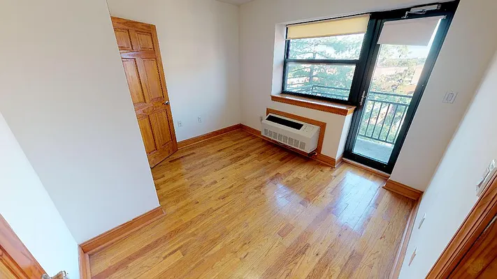 Rented by Metro Garden Realty NYC | media 43
