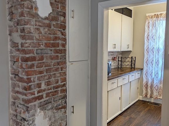 4th image of 621 Reese St