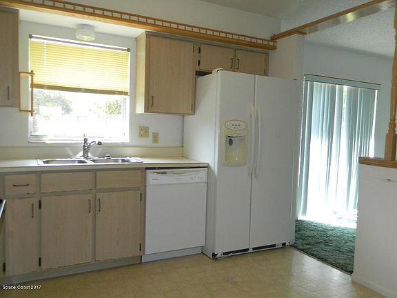 3rd image of 2140 Monticello Dr