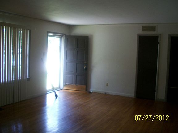 3rd image of 1421 W 23rd Ave