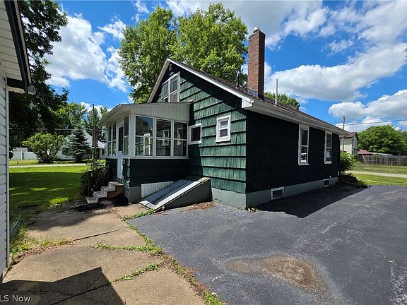 2nd image of 2335 W River Rd