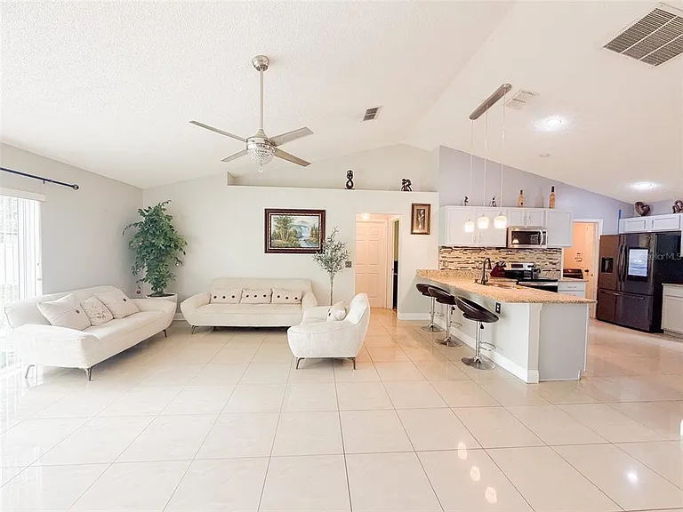 503 Everest Way — Photo 11