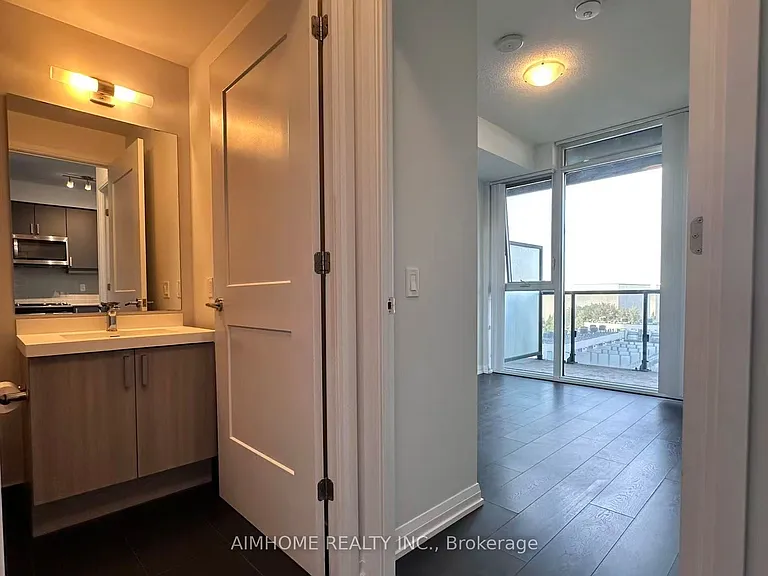 7895 Jane St #601 — Photo 12