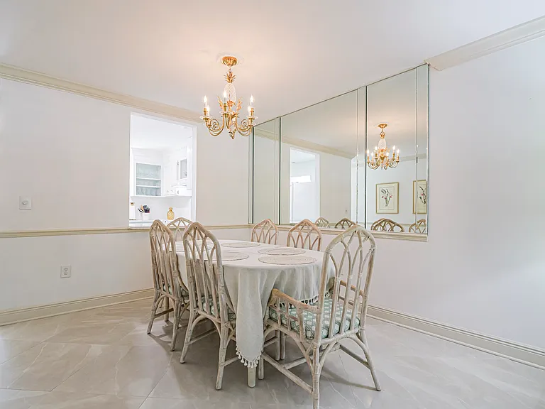 900 Jasmine Ln — Photo 13