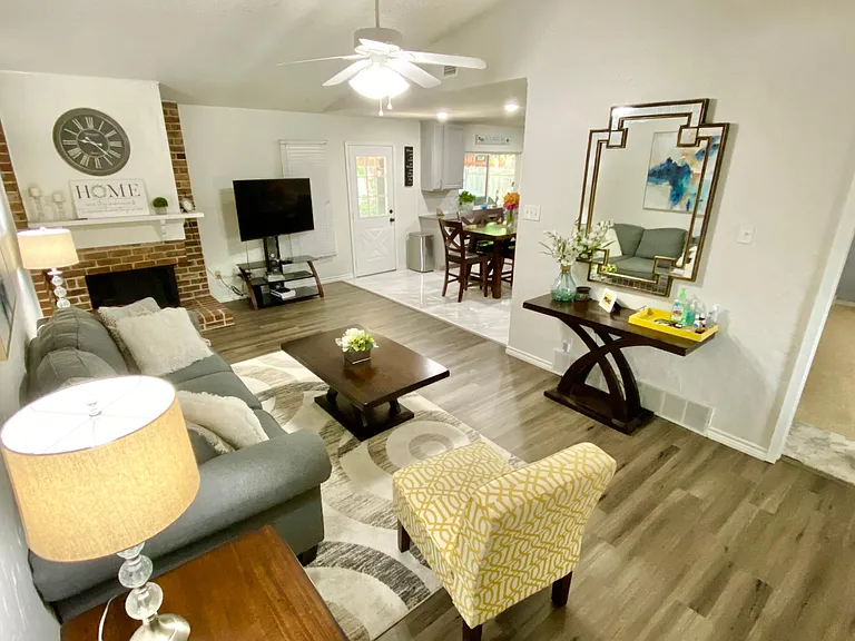 Open concept living area, great for family.