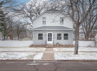 822 Dover St, Chippewa Falls, WI 54729
