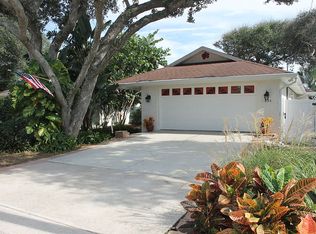 823 E 23rd Ave, New Smyrna Beach, FL 32169