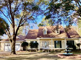 18 Point View Dr, Carriere, MS 39426