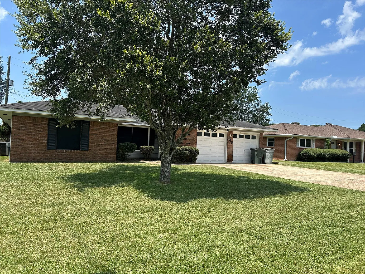 3 bed, 2.0 bath, 1718 sqft, $1,850 — Photo 1