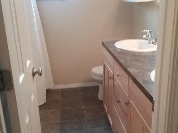 5th image of 1615 N Tschirley Ln