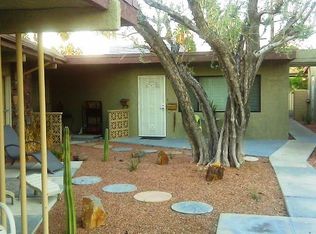 1845 E Tachevah Dr, Palm Springs, CA 92262