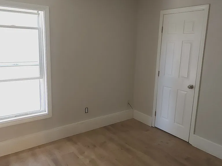 Floor 2 — Photo 25