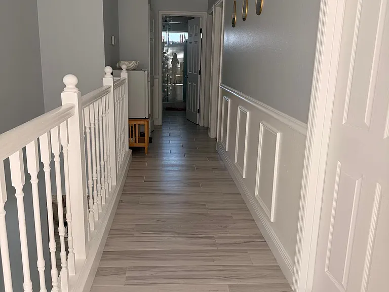 1908 Bridgeview Cir — Photo 23