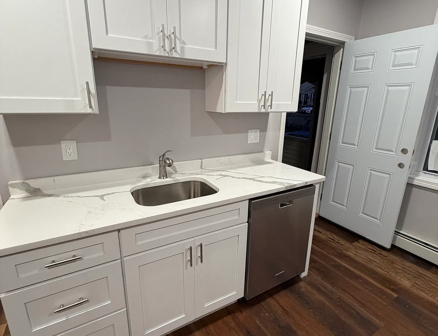 3 bed, 1200 sqft, $2,625 — Photo 1