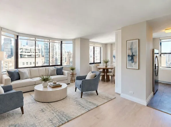 155 East 31st Street image 1 of 13