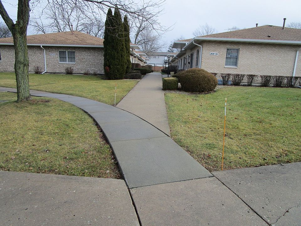 1st image of 892 Chovan Dr #892