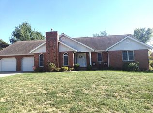 320 Clarence Dr, Red Bud, IL 62278