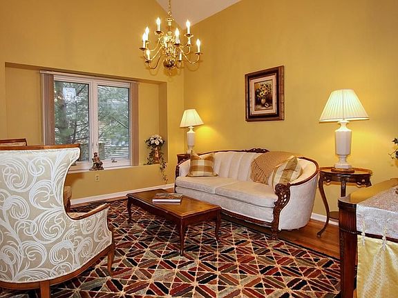 5th image of 134 Clarken Dr