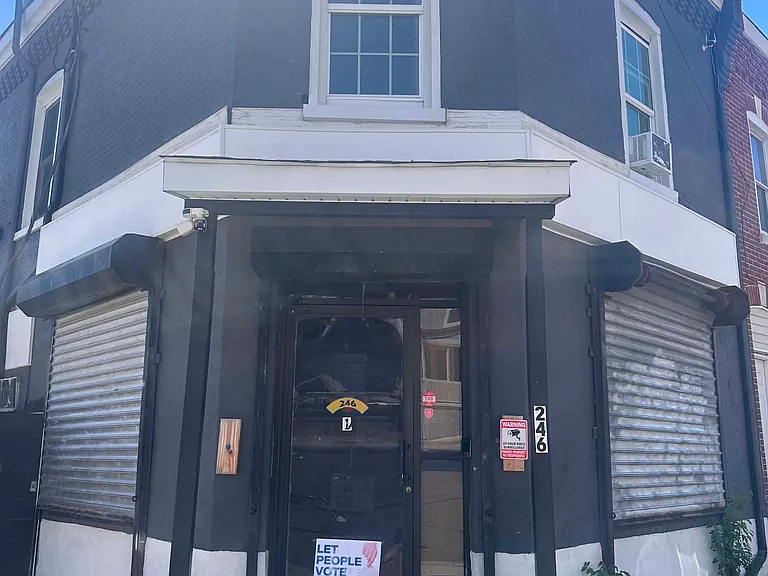 246 N Franklin St — Photo 17