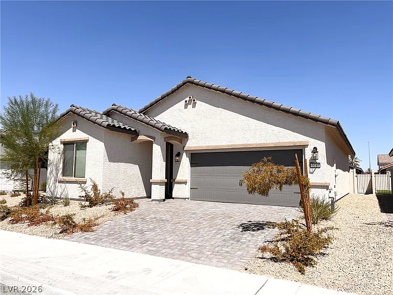 3232 Lahontan St — Photo 3