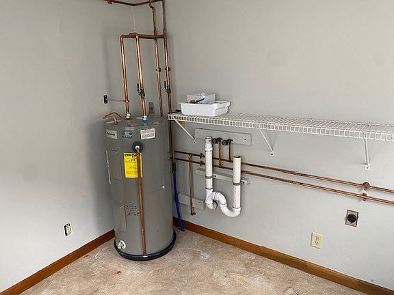 Brand new hot water heater. Washer and dryer included. To be installed prior to renting. Clean