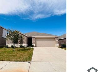 4444 Sagecroft Rd, Crowley, TX 76036