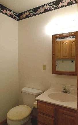 5th image of 16769 S 10th St