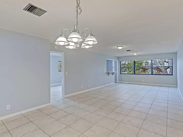 3011 SW 21st Ter #382A — Photo 3