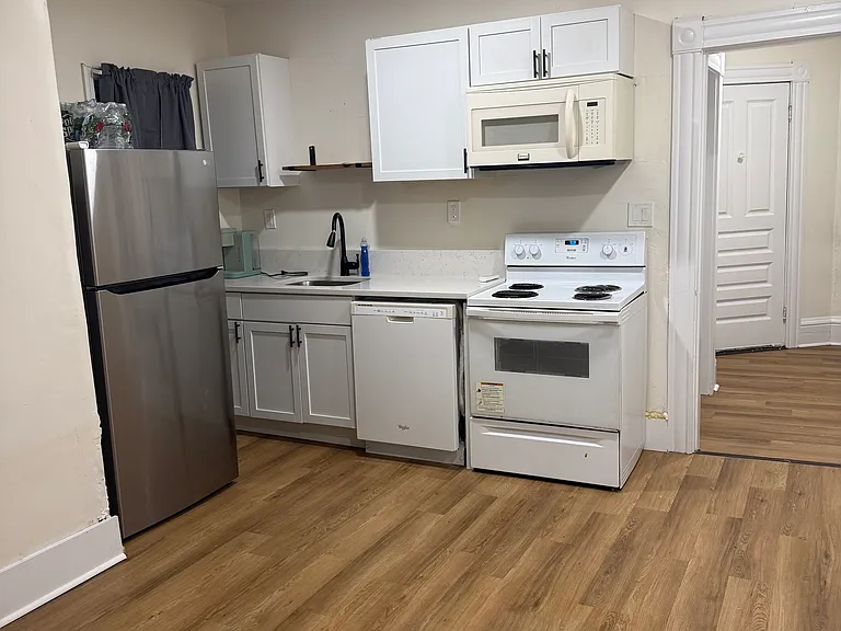 116 Highland Ave #2 — Photo 5