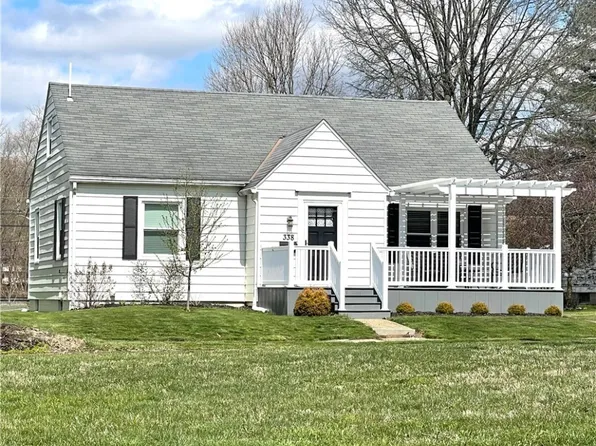 338 Neighbor St, Newcomerstown, OH 43832