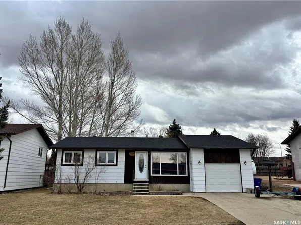 141 Stewart CRESCENT, Kindersley, SK S0L 1S1