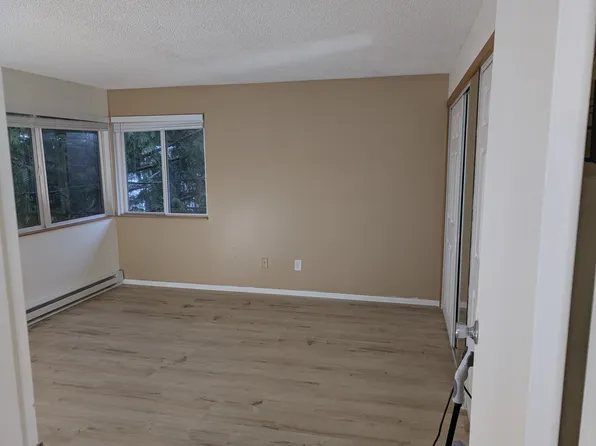17203 NE 45th St, Redmond, WA