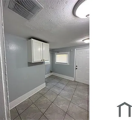 3253 Hunt St — Photo 5