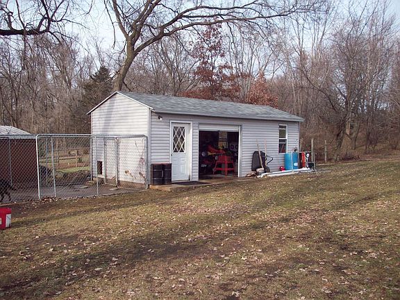 Shed with electricity!