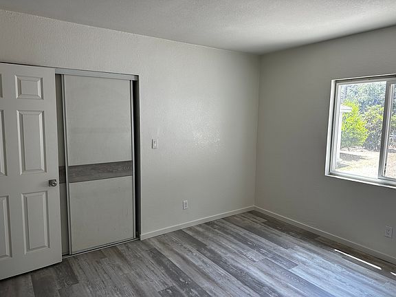 2nd image of 857 Colima Rd