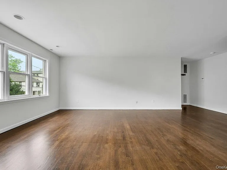 54 Washington St #2 — Photo 10