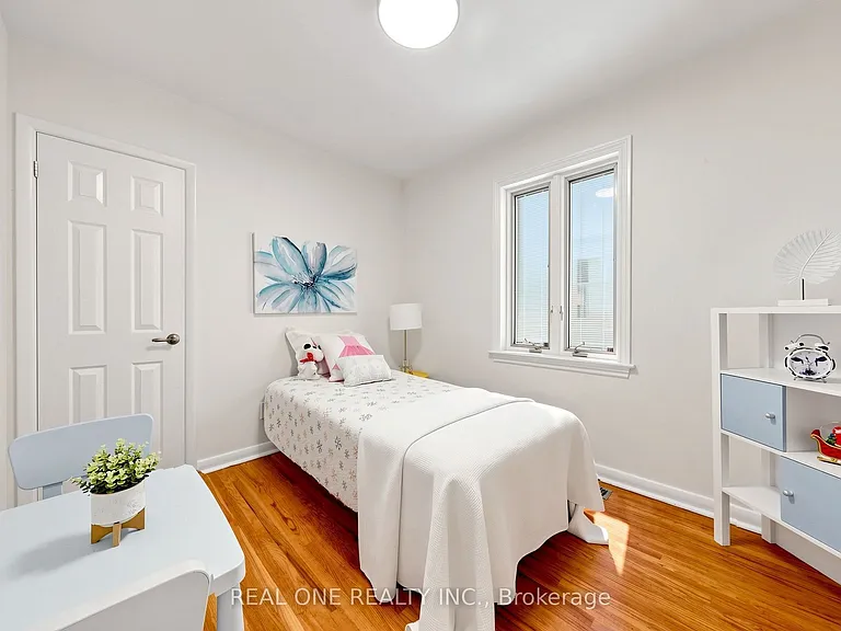 49 Bayview Pkwy — Photo 26
