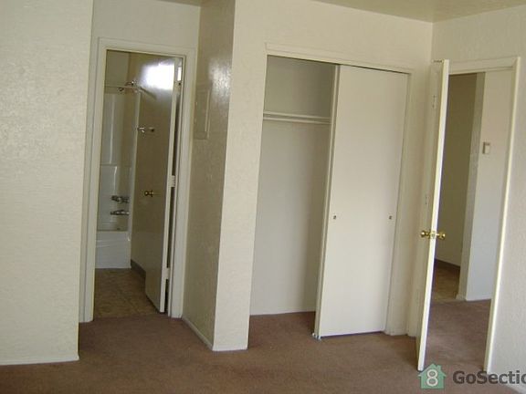 5th image of 220 Dorado Pl SE APT 2