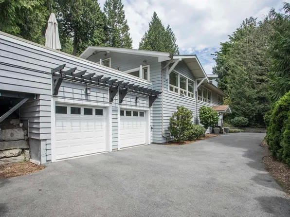 5770 Primrose Pl, West Vancouver, BC V7W 2V3