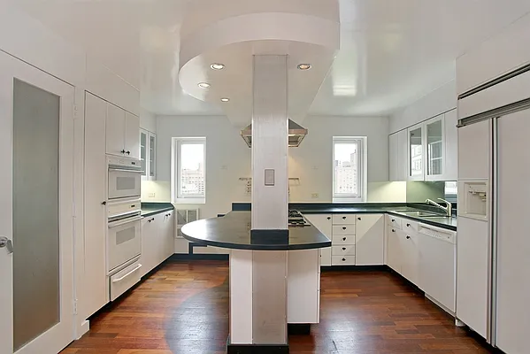 Sold by Corcoran | media 26