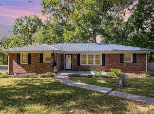 2453 Rockwood Rd, Asheboro, NC 27205