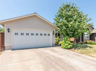 690 Breezy Way NE, Albany, OR 97322