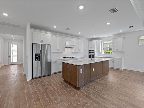 5th image of 17304 Green Buttonwood WAY