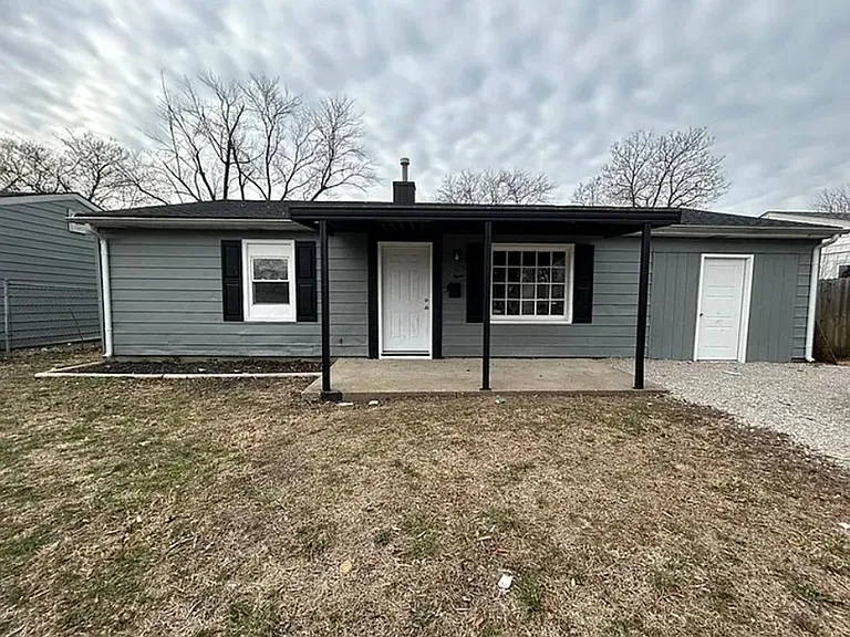 8 Saint Gregory Dr — Photo 1
